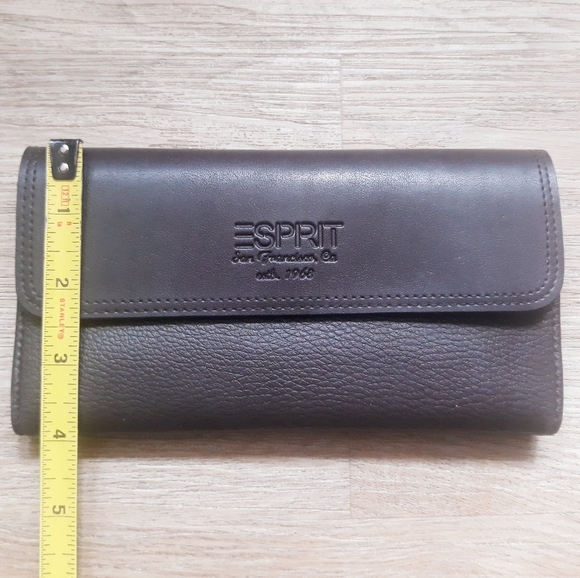 Esprit Pebbled Brown Faux Leather Wallet Billfold - Picture 11 of 14